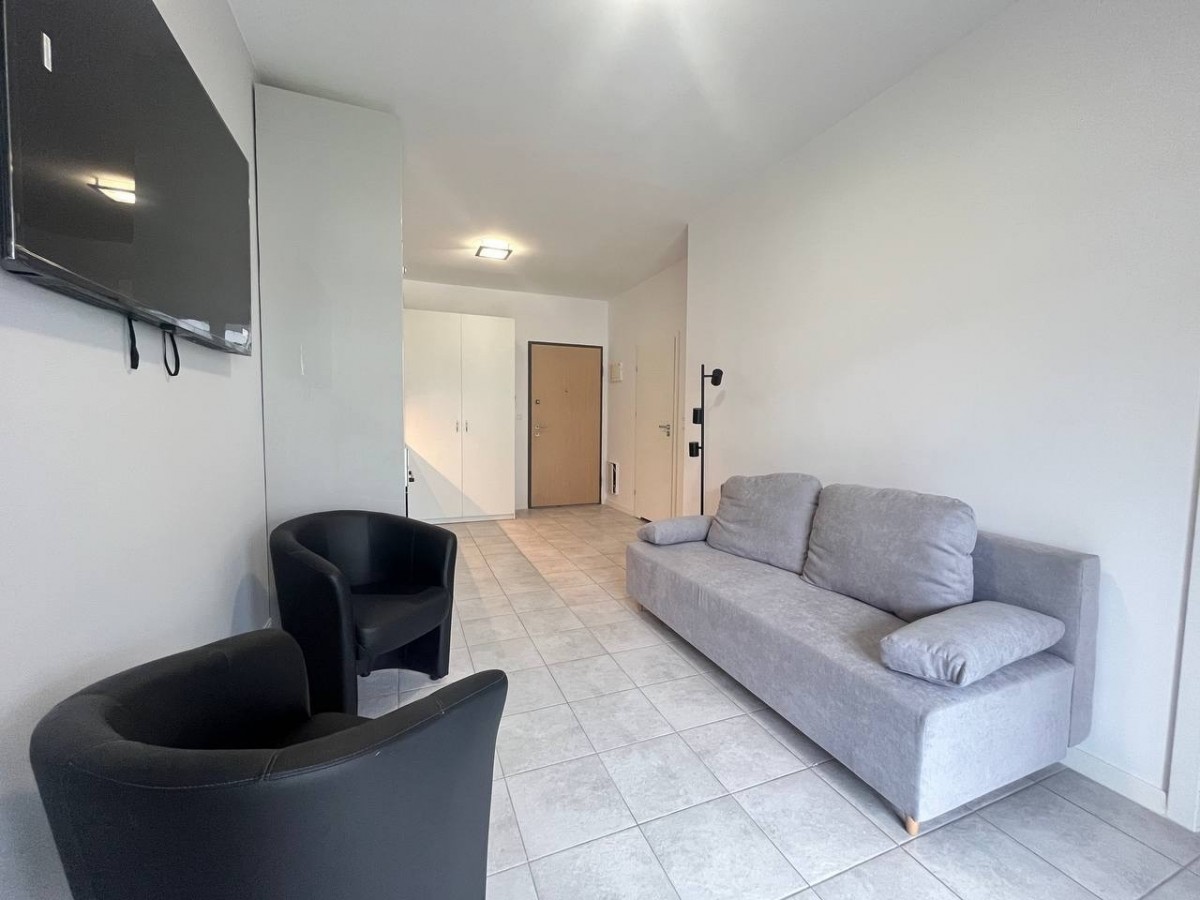 Wynajem Warszawa, Wilanów, ul. Sarmacka – 2 pokoje — zdjęcie 3