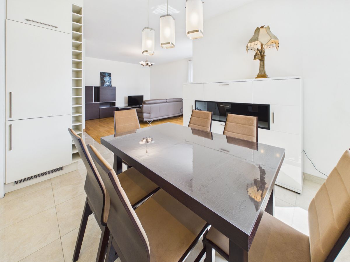 apartament, 3 pokoje, komfort, garaż — zdjęcie 2