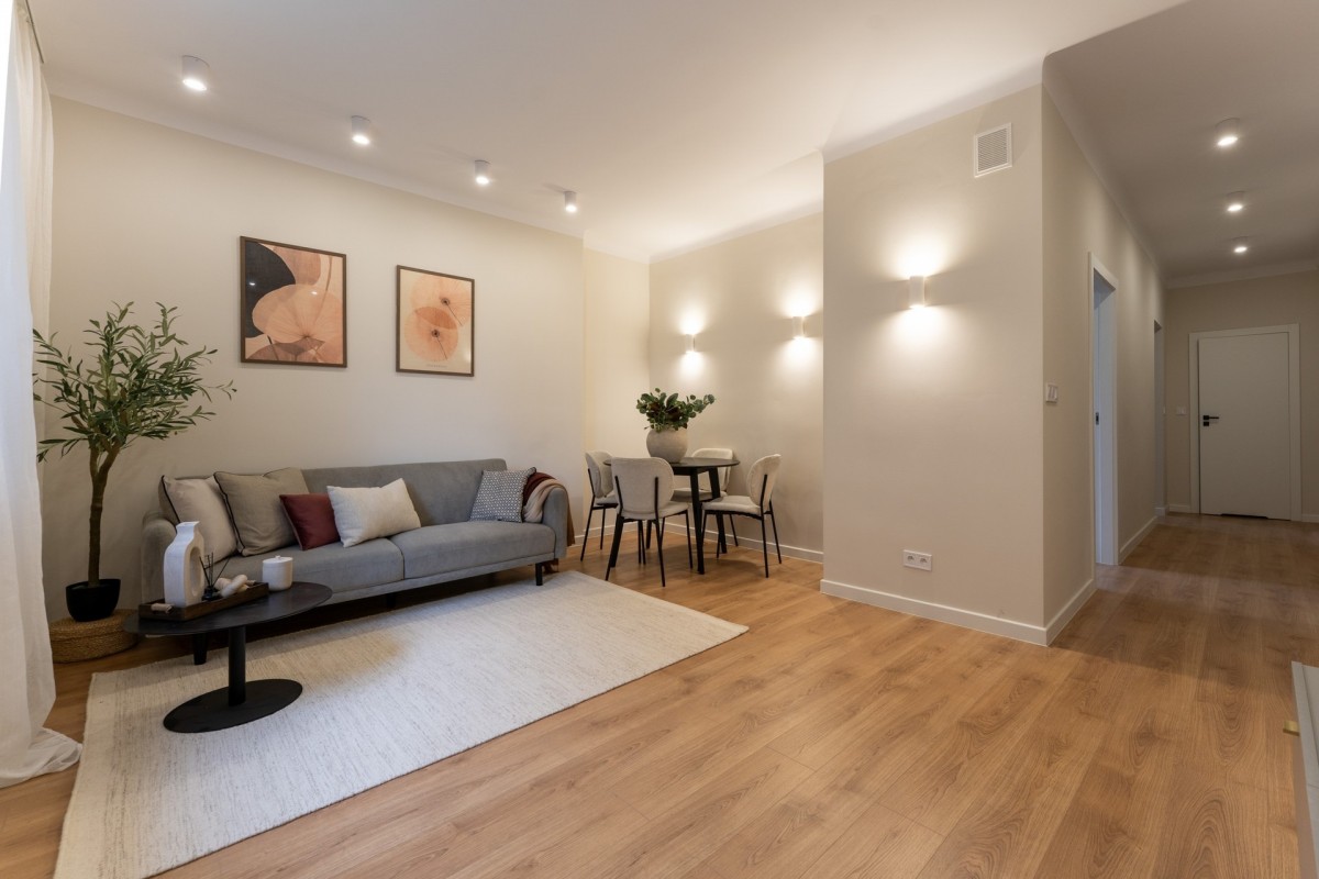 Wola  2 pokoje 48m²  Ciche, jasne  Metro, parki — zdjęcie 2