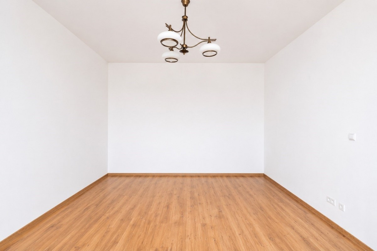Widok na zieleń  Garaż  KomórkaLoggia  balkon! — zdjęcie 4
