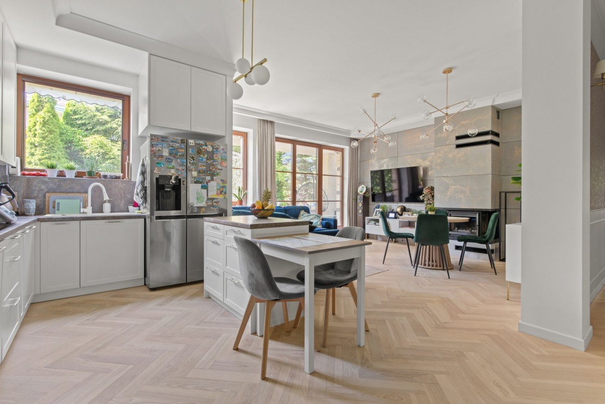 Apartament z prywatnym ogrodem 341 m² — zdjęcie 3
