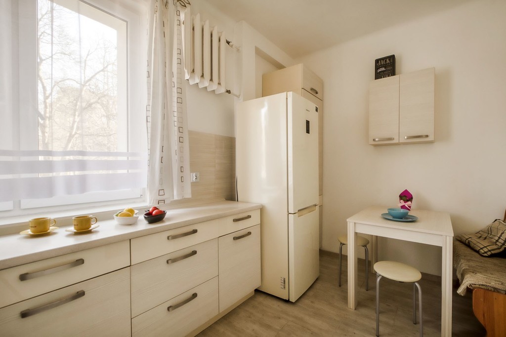 2 pokoje, widna kuchnia, balkon S.K. — zdjęcie 2