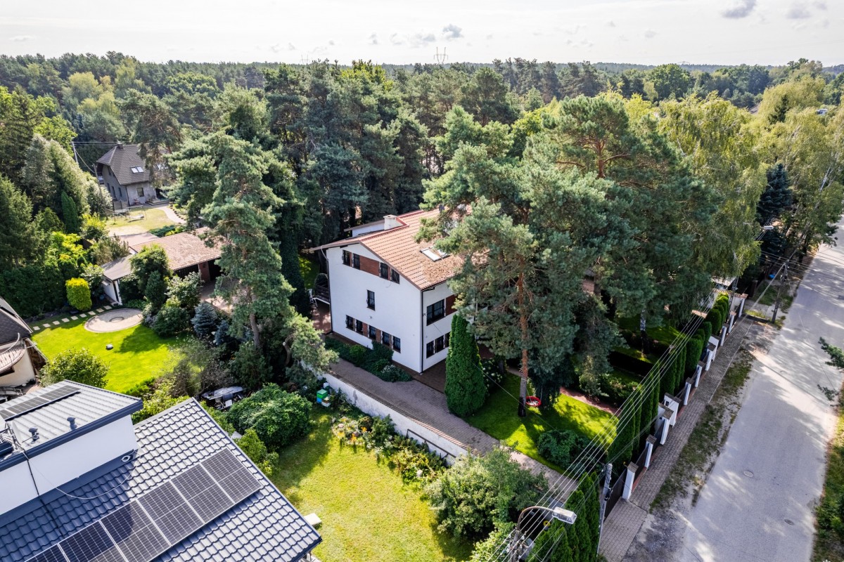 Bliźniak w Sulejówku 204,8 m2, działka 869 m2 — zdjęcie 4