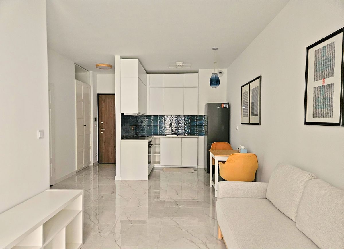 Studio w apartamentowcu Żelazna — zdjęcie 1