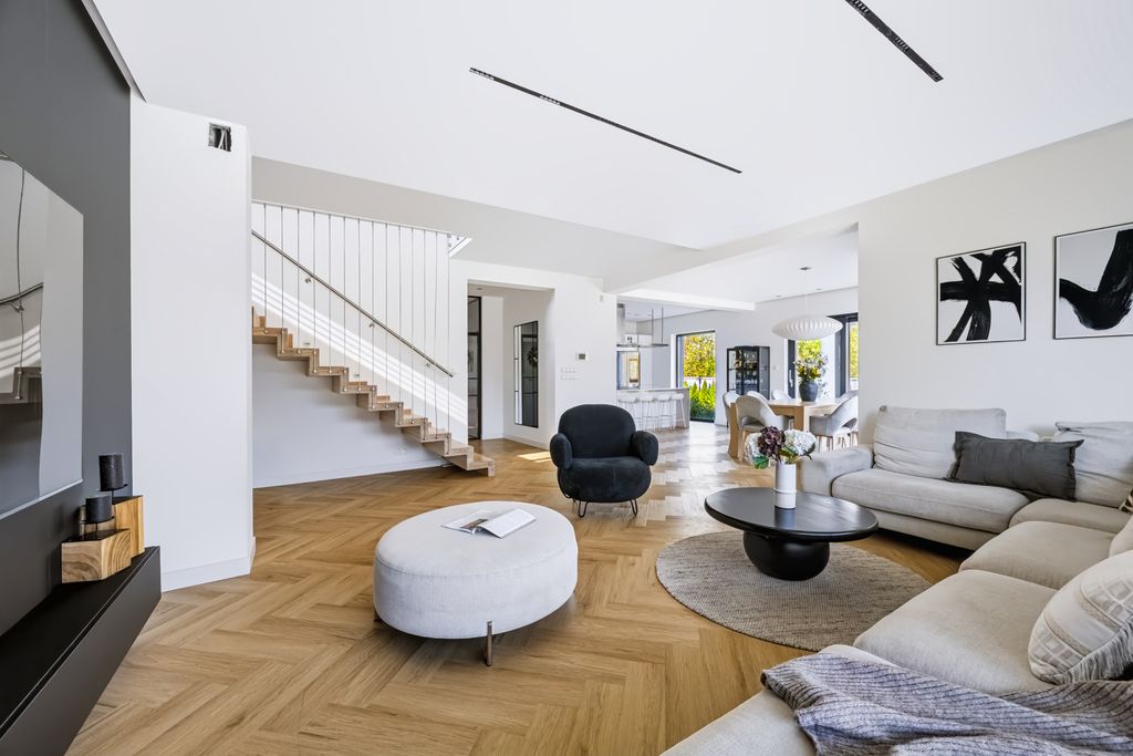 Nowoczesny dom 245 m²  basen  4 sypialnie  Głosków — zdjęcie 3