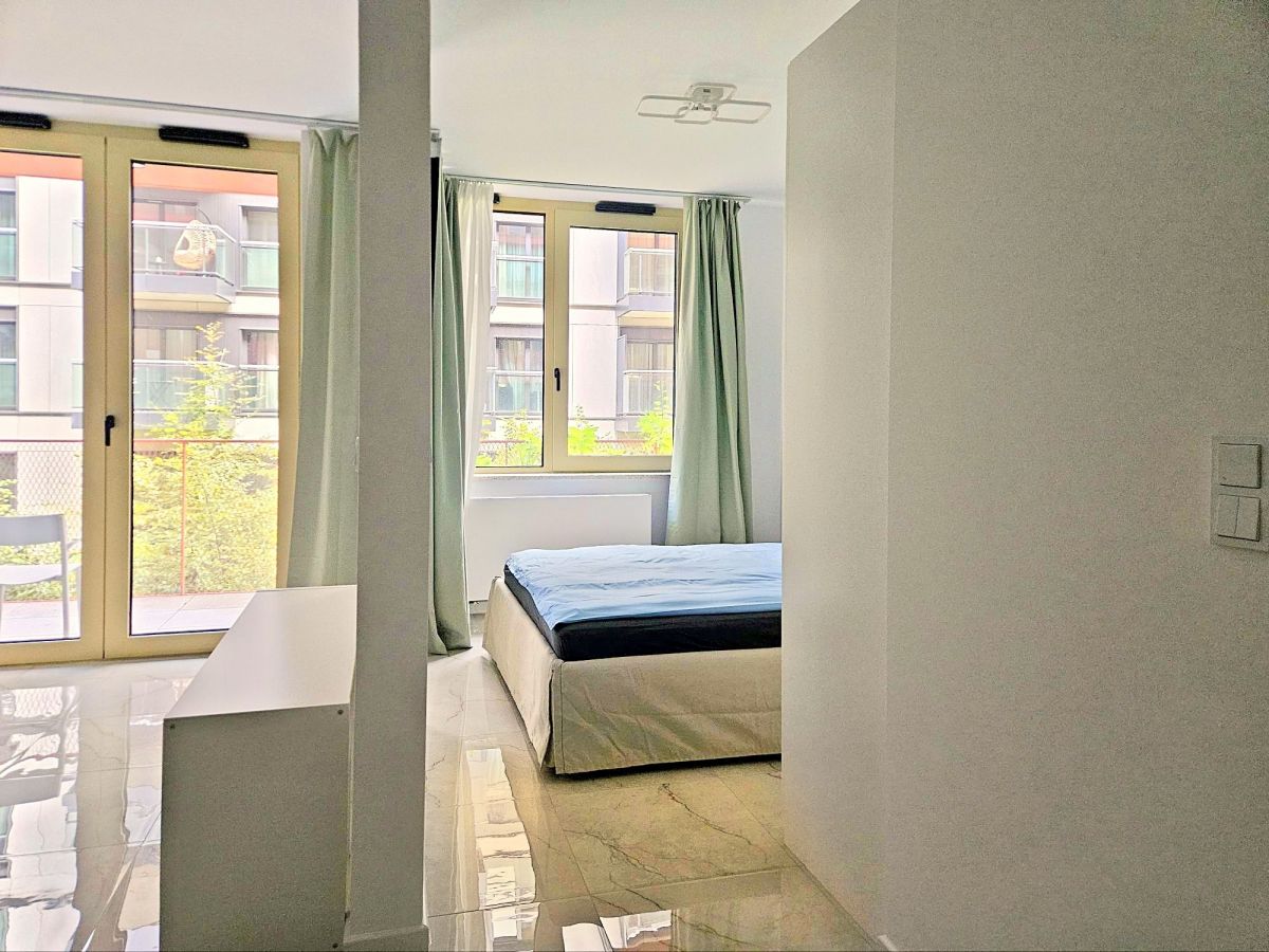 Studio w apartamentowcu Żelazna — zdjęcie 3