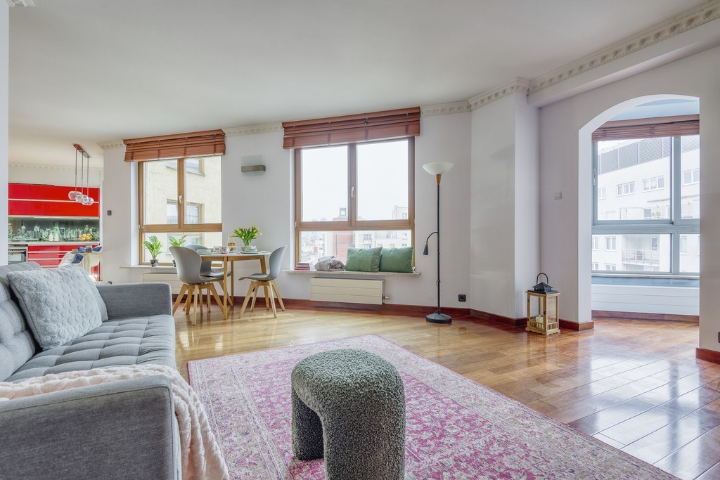 125 m² Śródmieście, metr,  promocyjna cena na dniu — zdjęcie 2