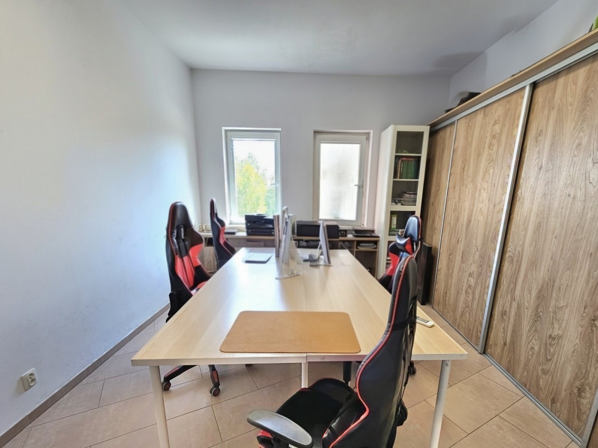 Gotowiec inwestycyjny | ROI 8,25% | 250m od W-wy — zdjęcie 4
