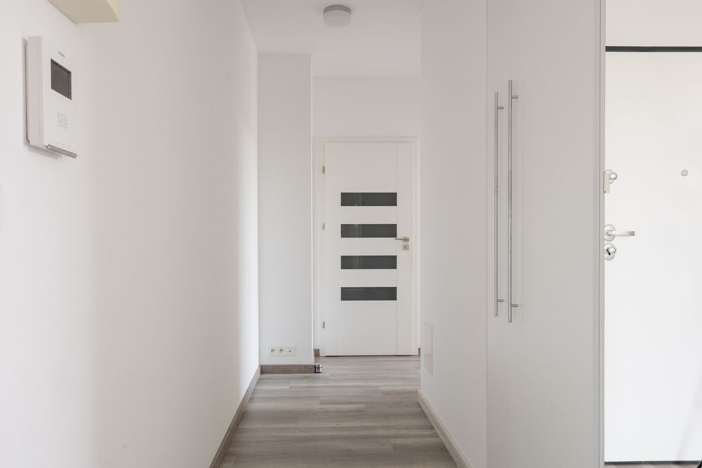Z widokiem na panoramę miasta | Balkon — zdjęcie 4