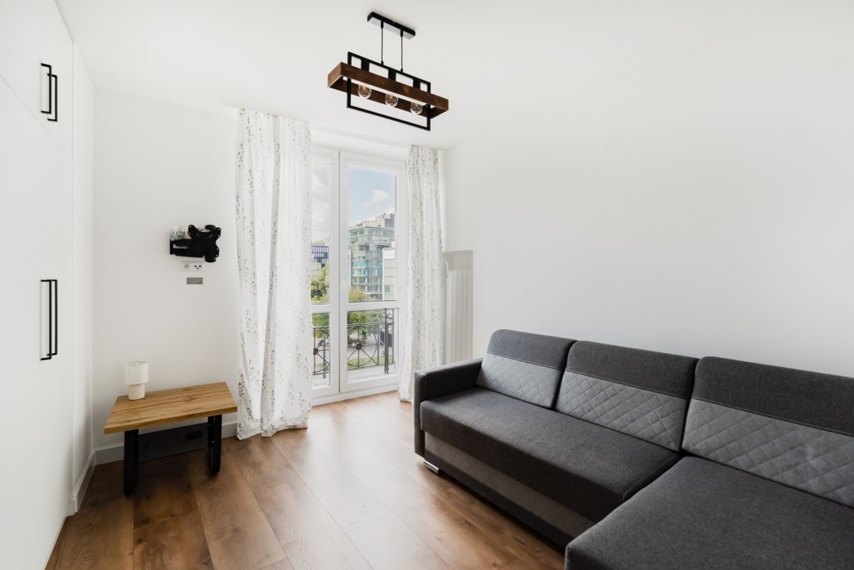 Śródmieście | 45 m2 |  2 pok | widok na PKiN — zdjęcie 1