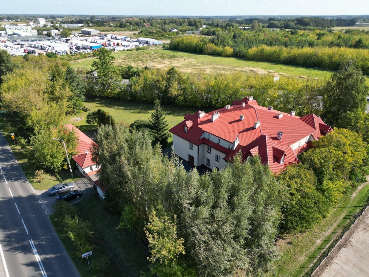 Lokal handlowo-usługowy — Tarczyn — zdjęcie 1