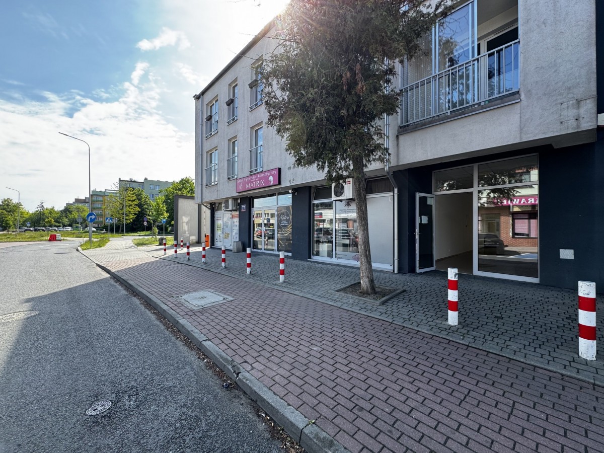 Lokal usługowo-biurowy z witryną w centrum NDM — zdjęcie 1