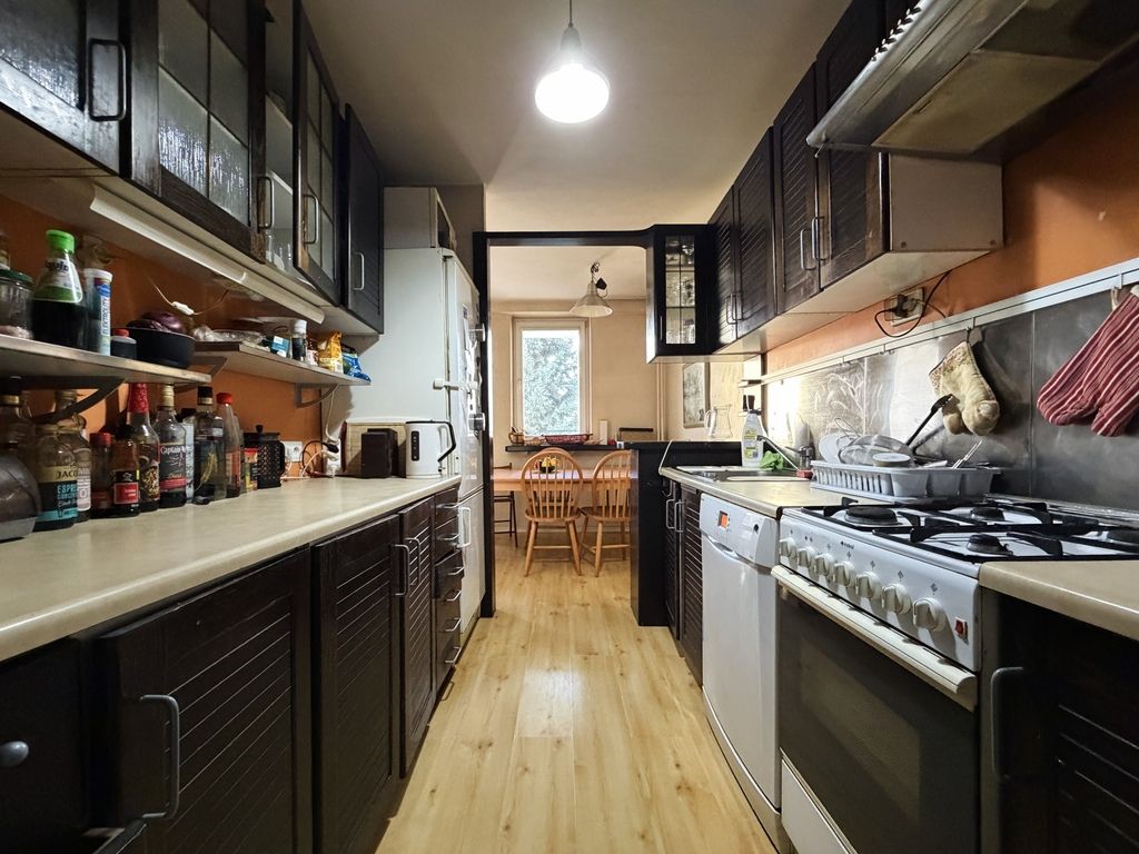 4 pokoje  73 m²  Loggia  Praga-Południe — zdjęcie 3