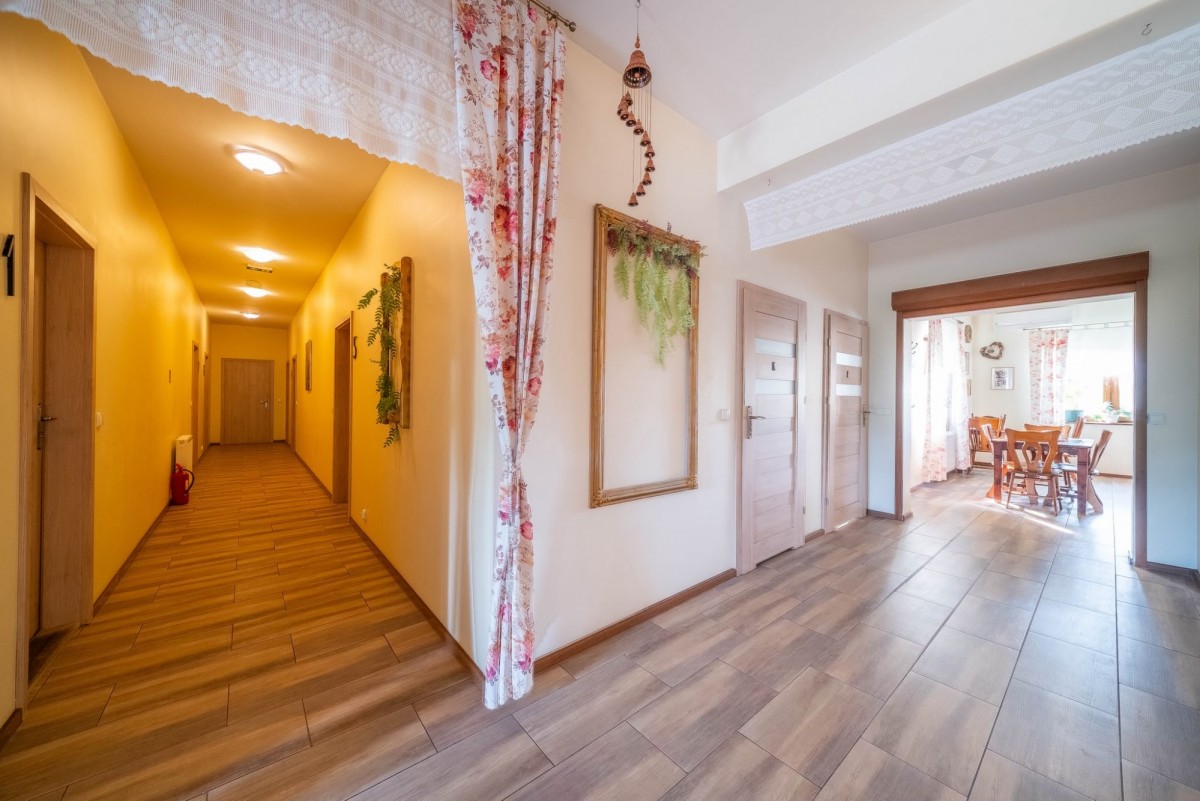 HOTEL NA SPRZEDAŻ – SIEDLIN, GMINA PŁOŃSK | BLISKO — zdjęcie 3
