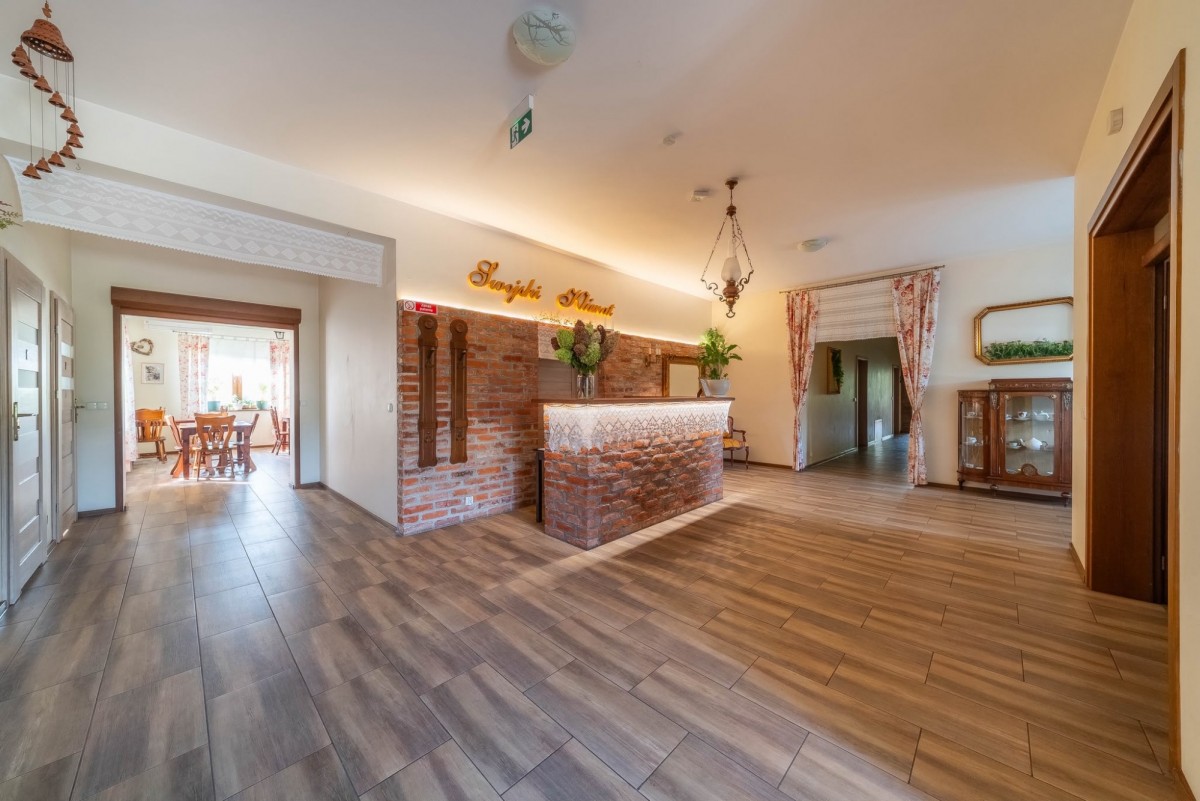 HOTEL NA SPRZEDAŻ – SIEDLIN, GMINA PŁOŃSK | BLISKO — zdjęcie 4