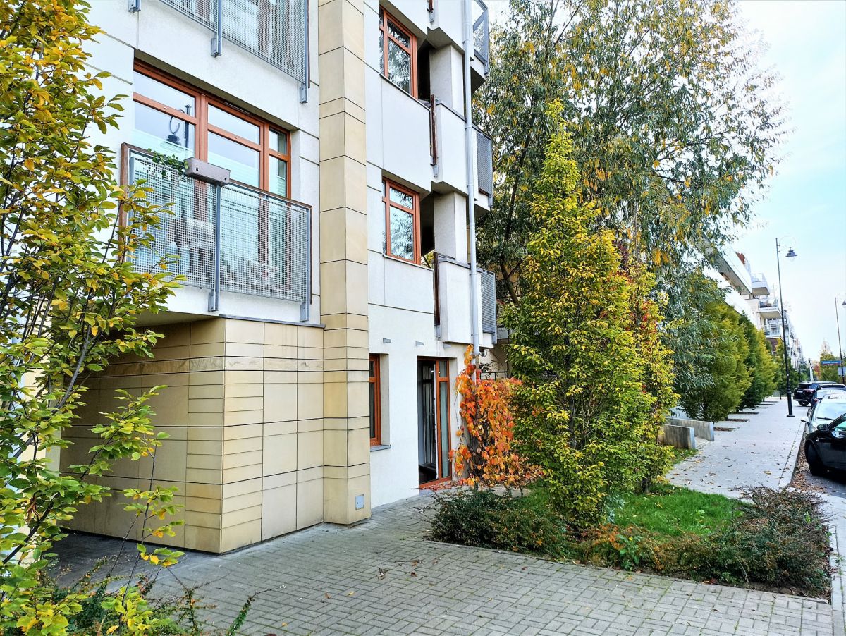 Lokal / mieszkanie: dwa wejścia, parter, taras !!! — zdjęcie 2