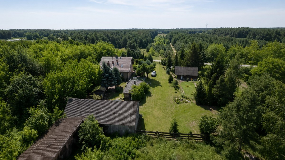 Działka z domem — zdjęcie 2