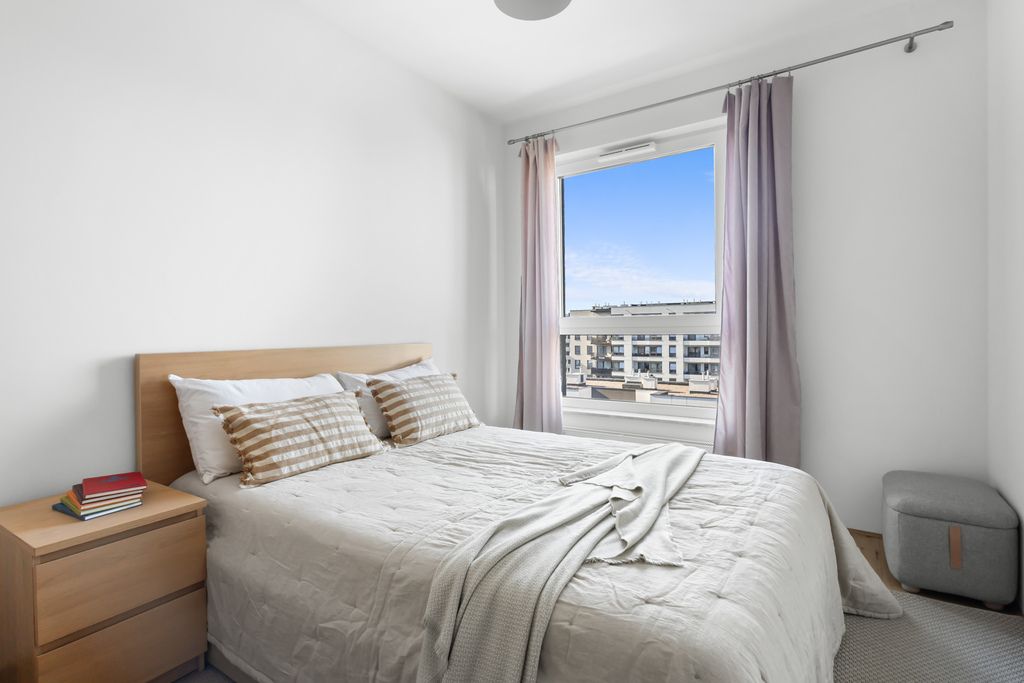 2 pokoje  balkon  6. piętro  garaż w cenie — zdjęcie 5