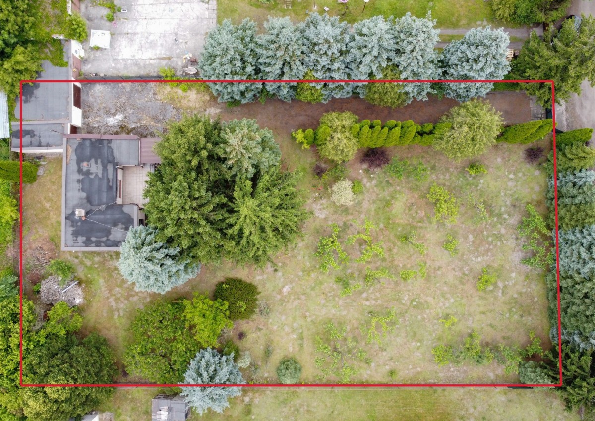 Działka usługowa z domem – Zakręt, 2100 m² — zdjęcie 4