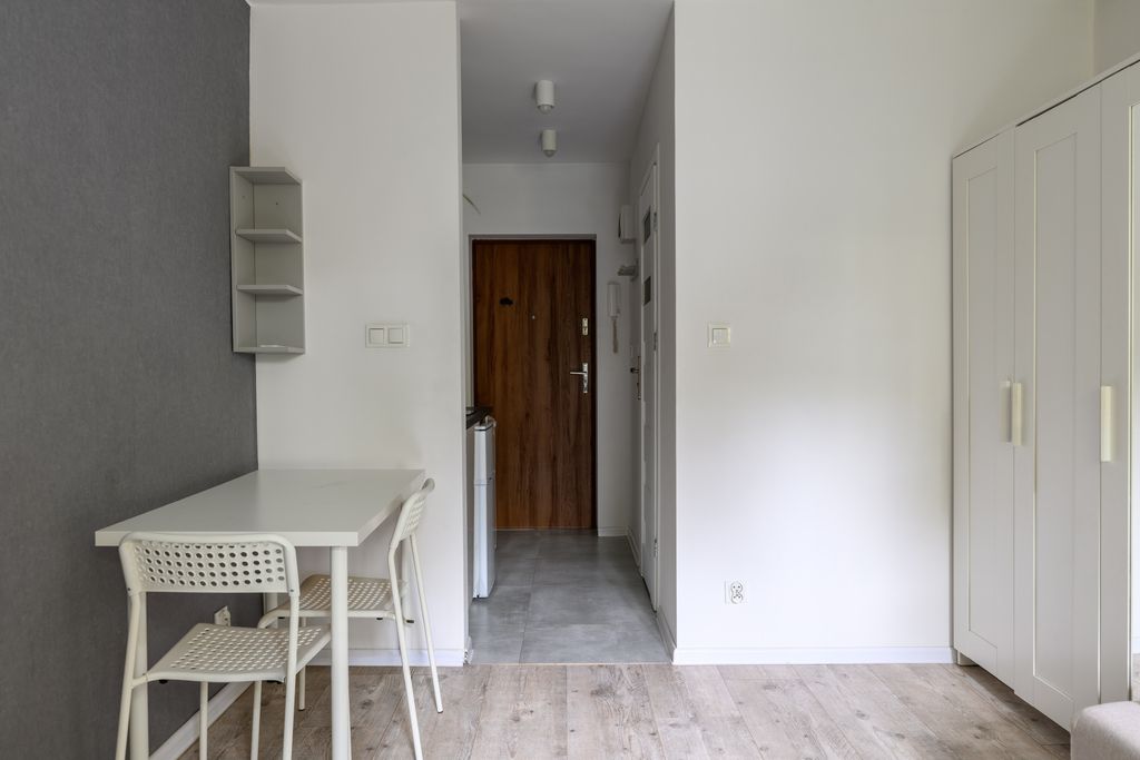 Osowska  kawalerka 17,5 m²  gotowa od zaraz — zdjęcie 4