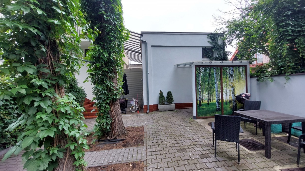 Pensjonat w Międzylesiu 450 m2 — zdjęcie 1
