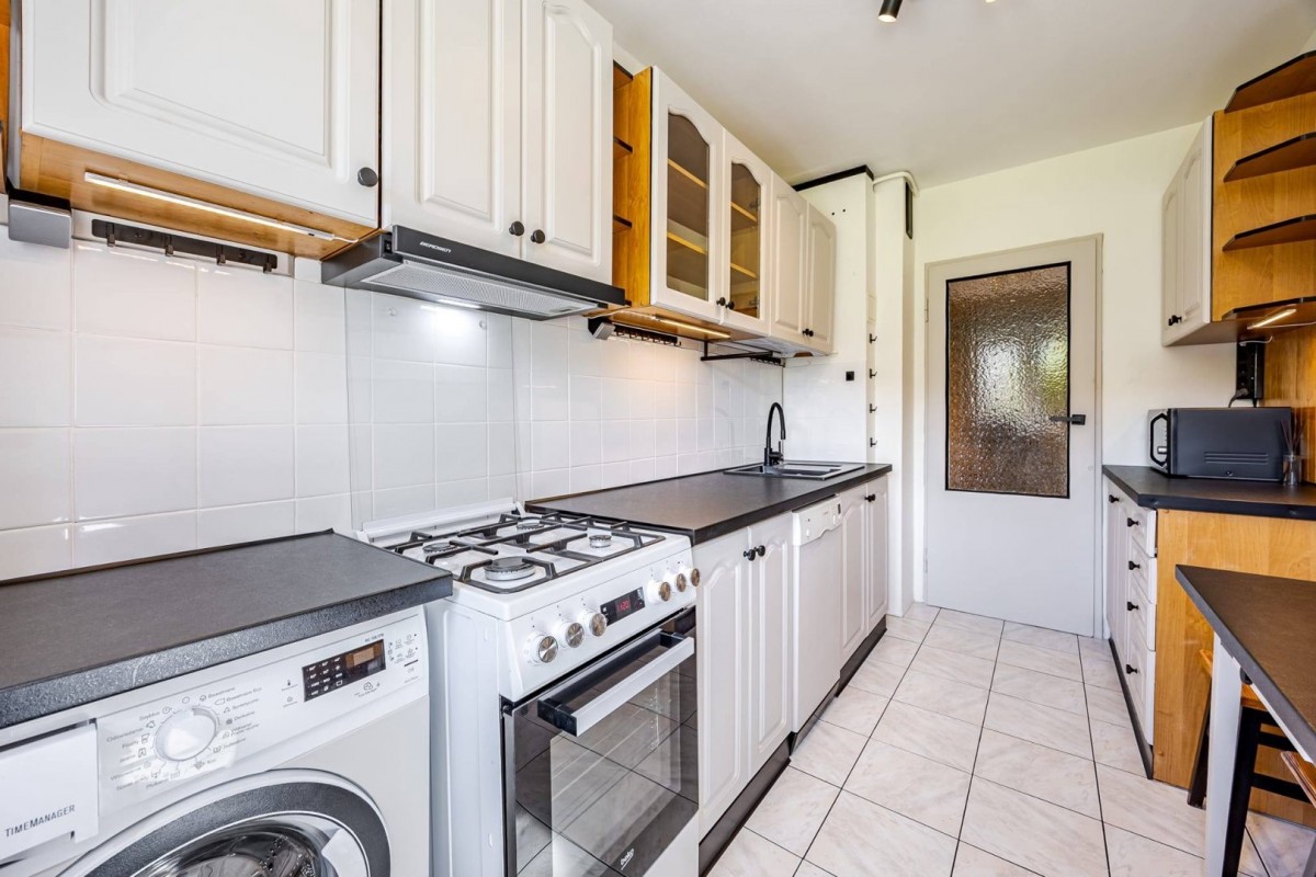 3‑pokojowe mieszkanie po remoncie na Bielanach — zdjęcie 4