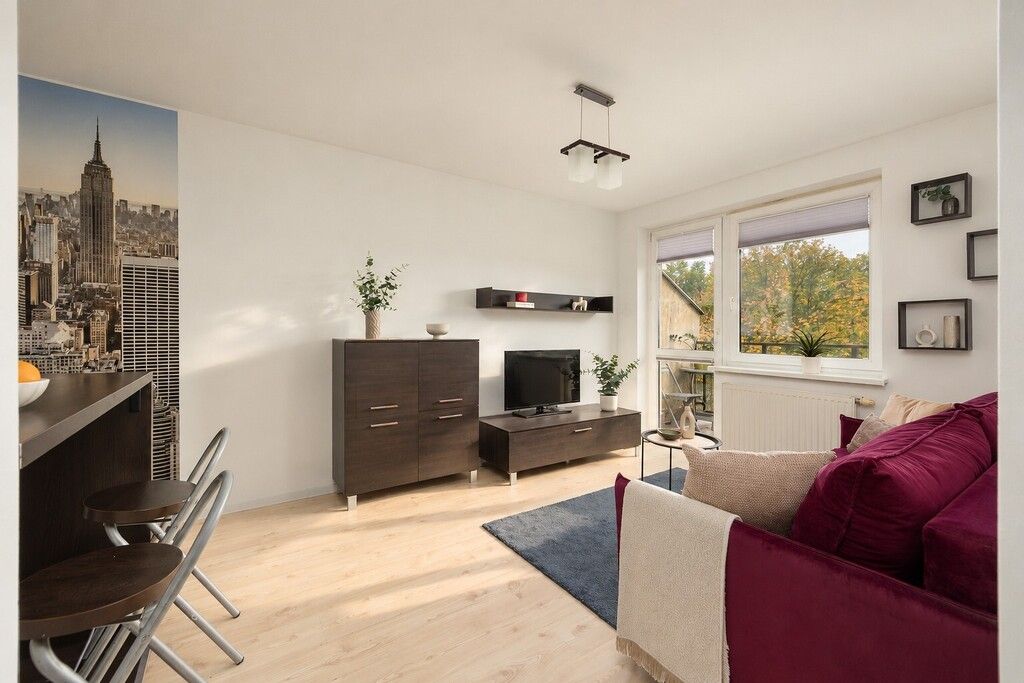 2 pokoje  Balkon  Garaż  Ogrodzone osiedle — zdjęcie 5