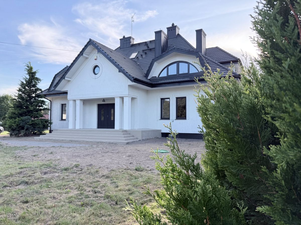 Dom (Wolnostojący) — Wola Mrokowska — zdjęcie 3